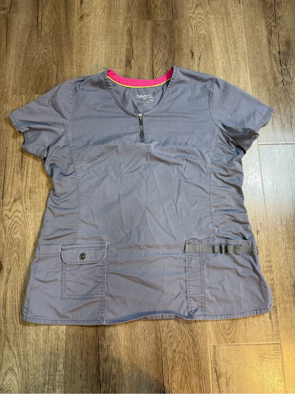 Women's Short Sleeve Zip Neck Top in Slate Gray with Pink Trim